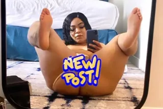 New in town 😉 Filipino Exotic Dream 💓 Come clap your balls On my ass 🤣 - Image 1